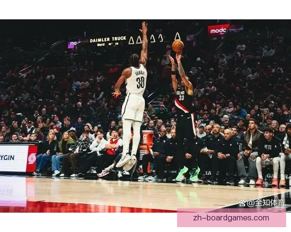 康纳斯码头2-1佩尼邦特精彩回顾：一场扣人心弦的激烈对决